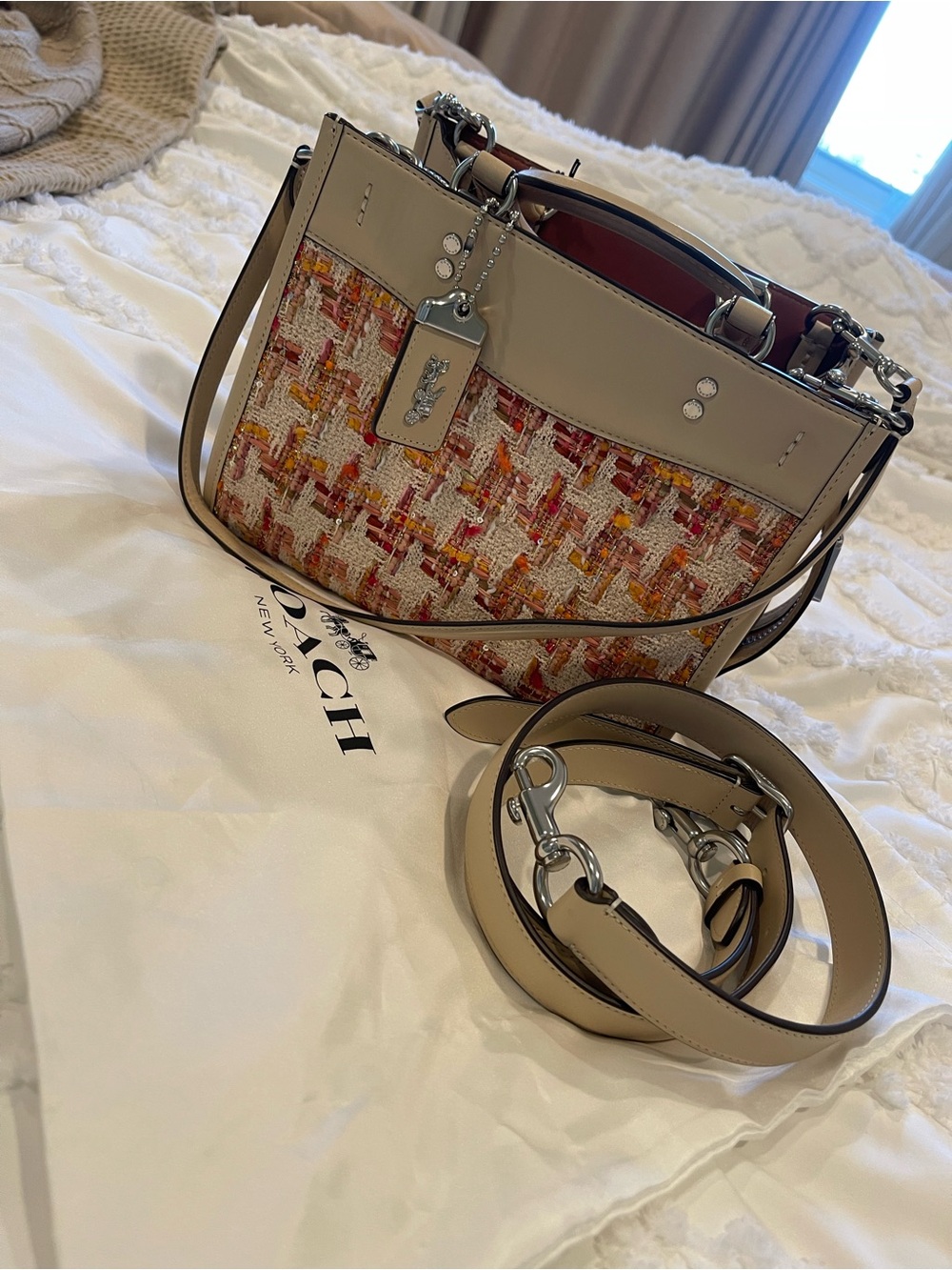 Coach
Rogue Bag 25 In Tweed - Picture 4 of 5